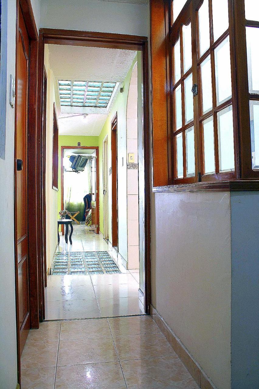 Hostel Casa Alb Bogota Exterior photo